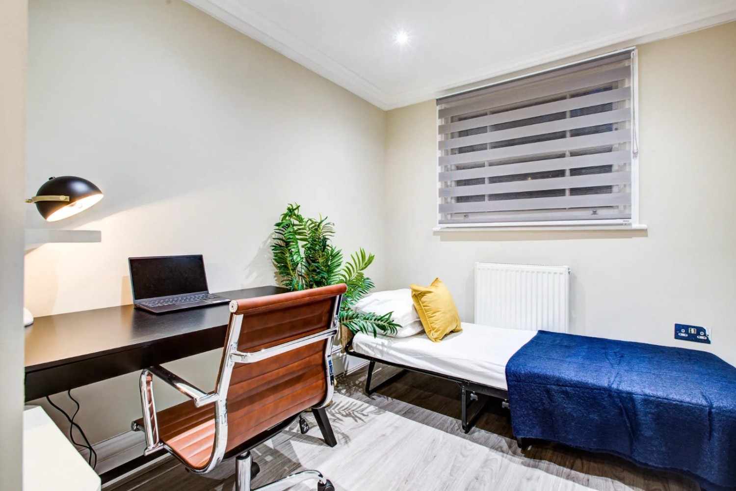 Premium Serviced Apartment Lombard Road